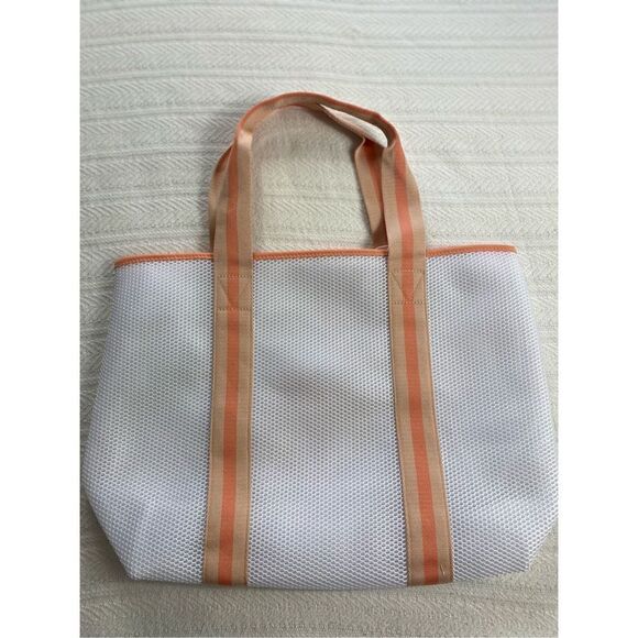 Victoria’s Secret Large Tote - Picture 4 of 6